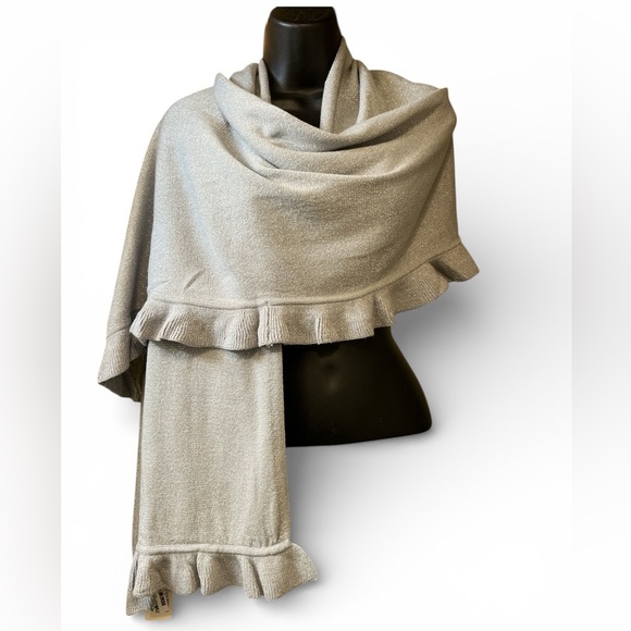 Original Resource Accessories - Elegant Gray Ruffled Women's Scarf with Shimmery Threads NWT